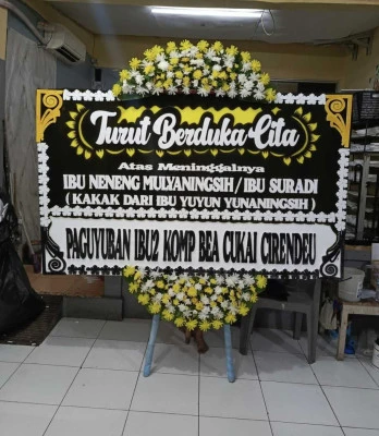 Papan Bunga di Panjang Magelang Tengah